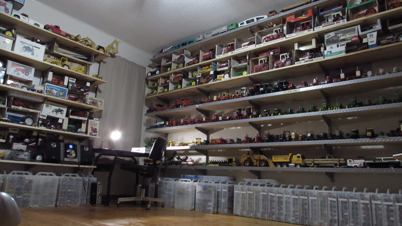How do you store your diecast collection? Diecast Garage