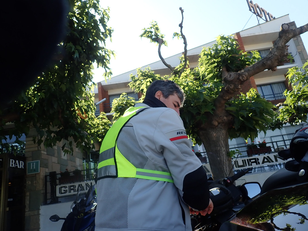 C83A0B67-44BF-4E79-99DD-BB510E1B3231