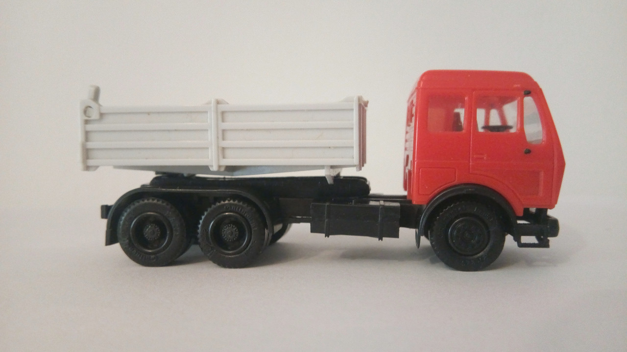 Mach (9382)