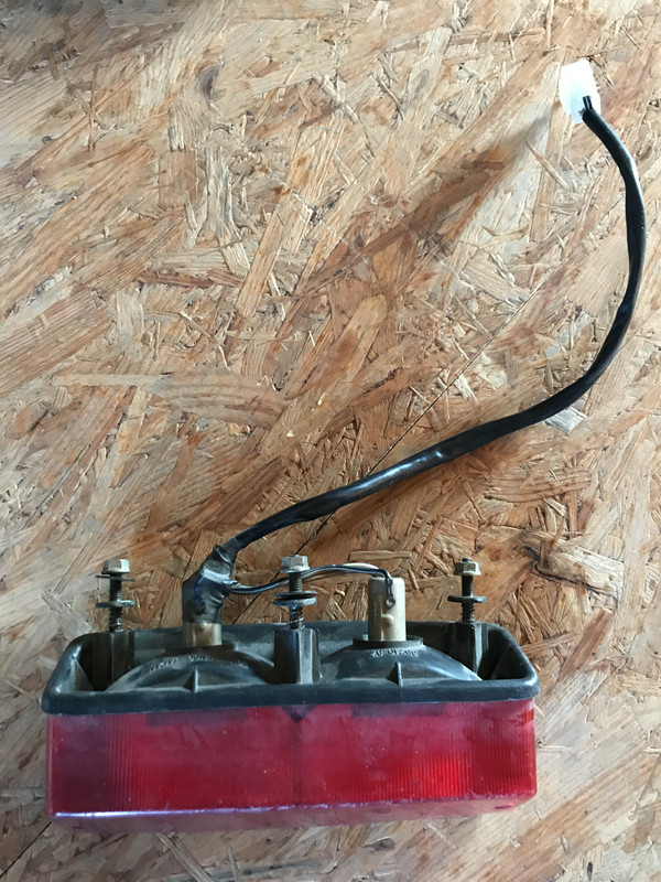 C7253968-AD5D-4054-AD22-5A224803AE19