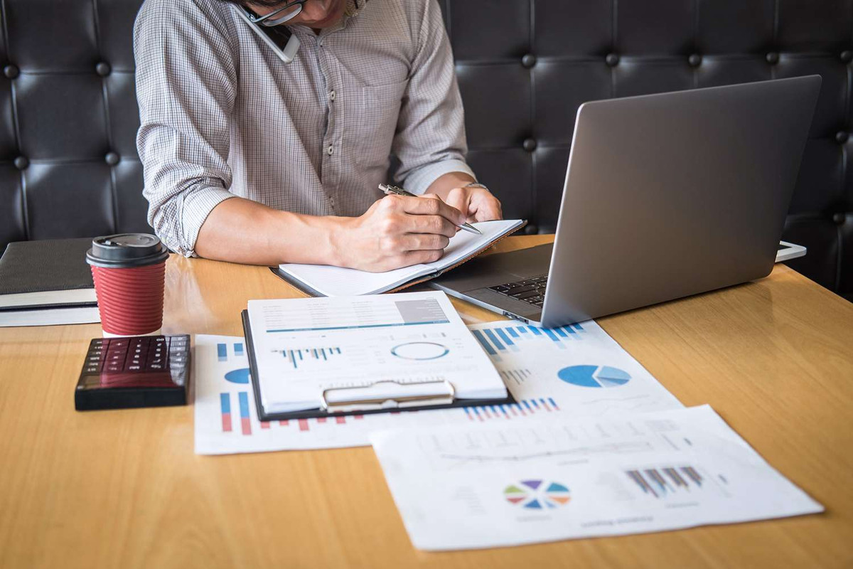 Benefits Of A Financial Planner For Small Business Owners