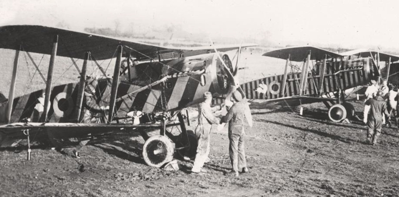 5E233339-644E-4A85-8511-54BFDE10924B