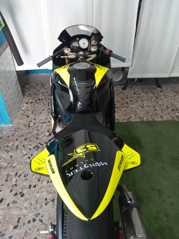 52DBCBD5-0B83-41B4-911D-F85EE945A9ED