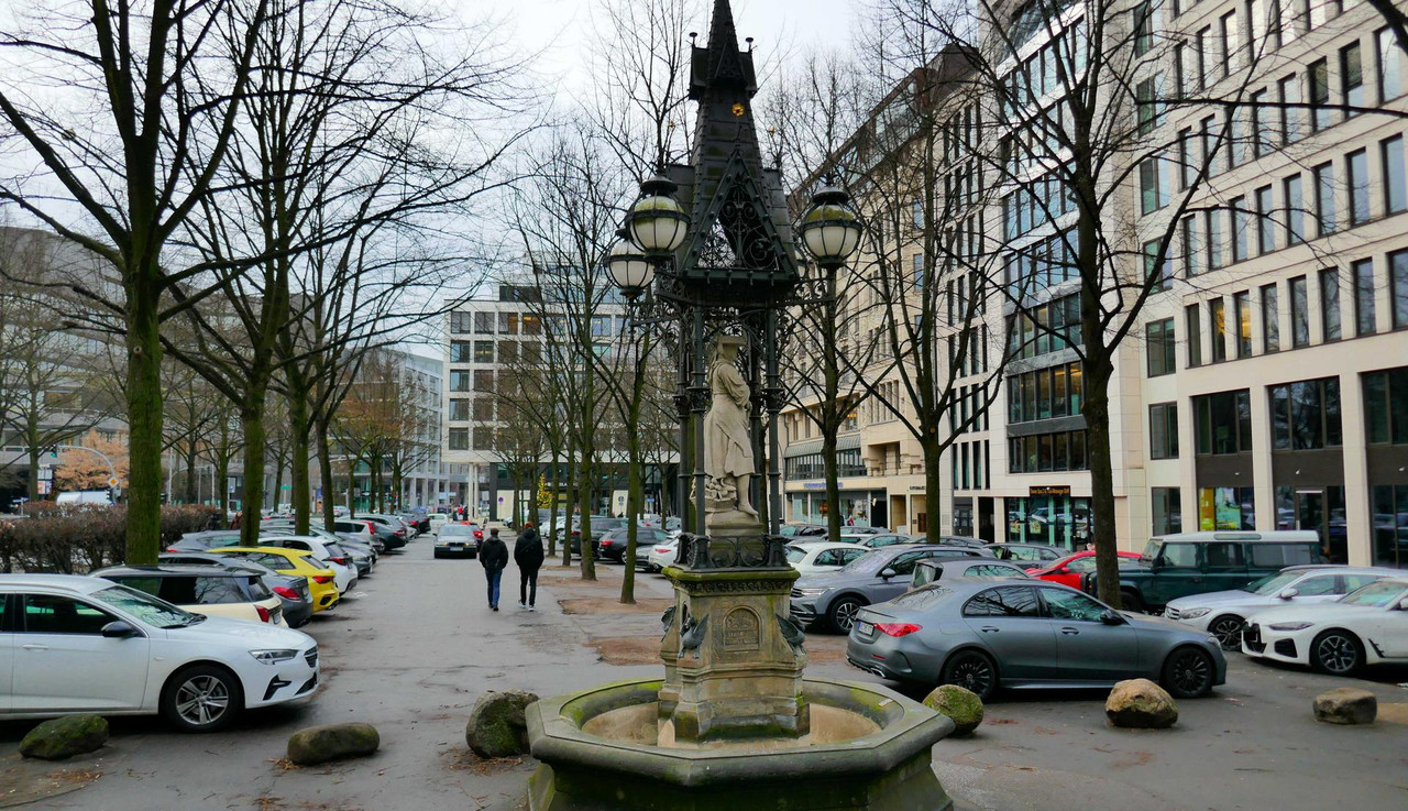 Bild: https://i.postimg.cc/3NgG87RT/P1330902.jpg