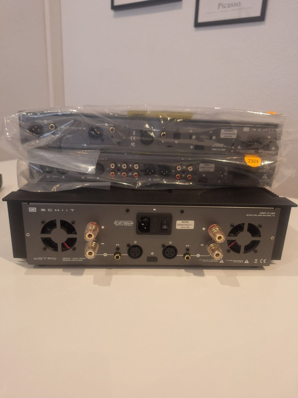 Gigastack back 1