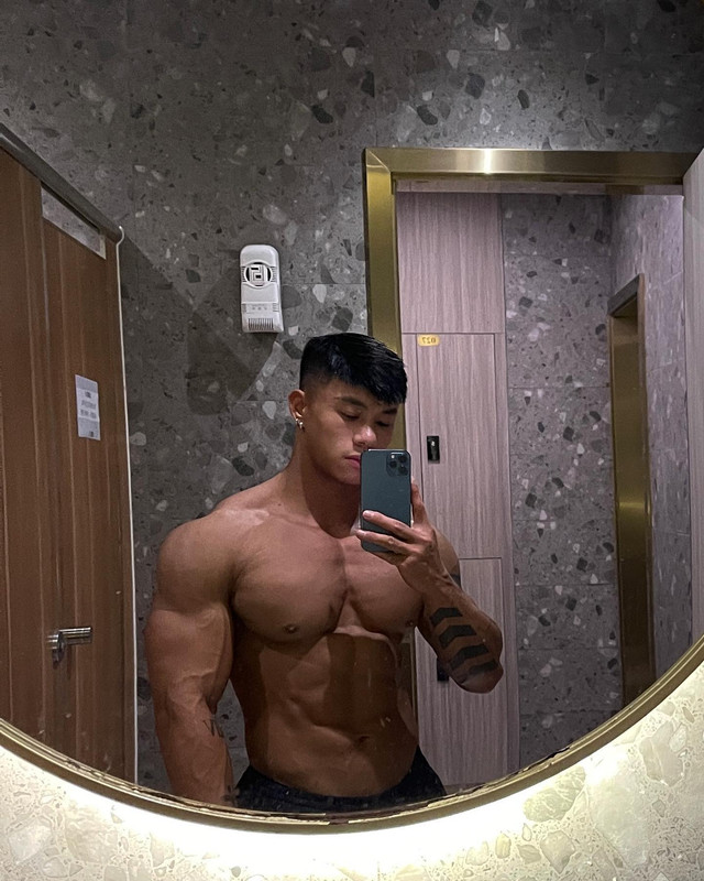 Photo by E  V  Λ  Ν on December 30, 2021.