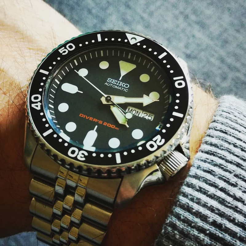 Feu de SKX007 et 009 - tome 7 - Page 16 C2strap-142049537-483409919314738-3181852152604154483-n