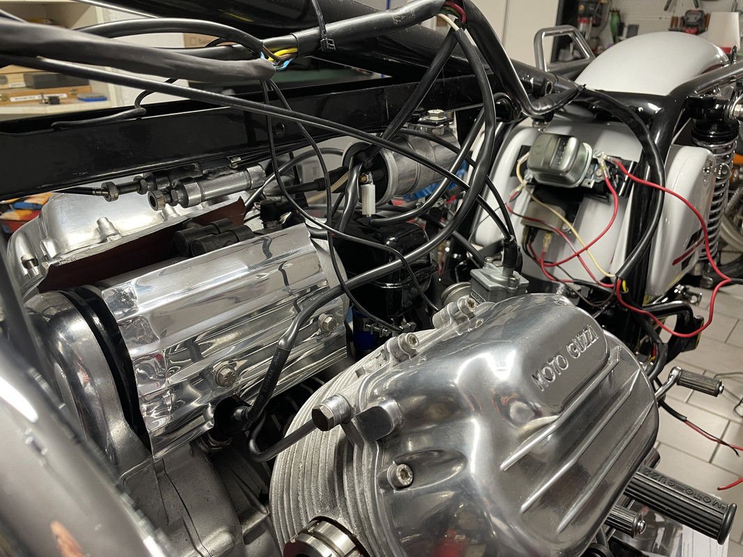 4AE7B54D-27BA-490D-B1CF-B0383FC0C5D5