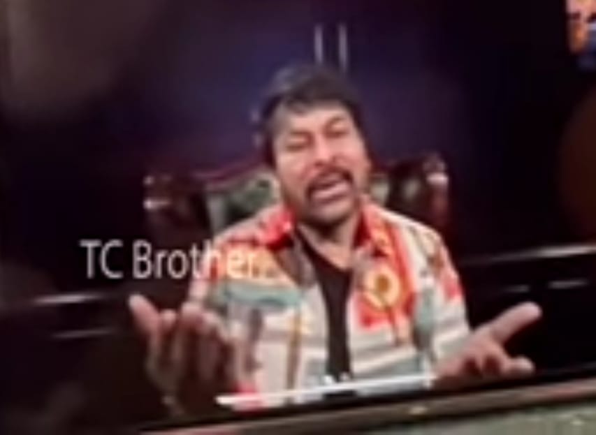 ఎన్నారై ఫ్యాన్స్ తో ” వీరయ్య ” సంబరాలు ఎన్నారై ఫ్యాన్స్ తో ” వీరయ్య ” సంబరాలు