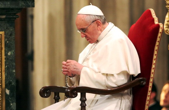 Il Rosario del 19 marzo. Il Papa fa suo l’appello dei Vescovi italiani dans Articoli di Giornali e News Santo-Padre-Francesco