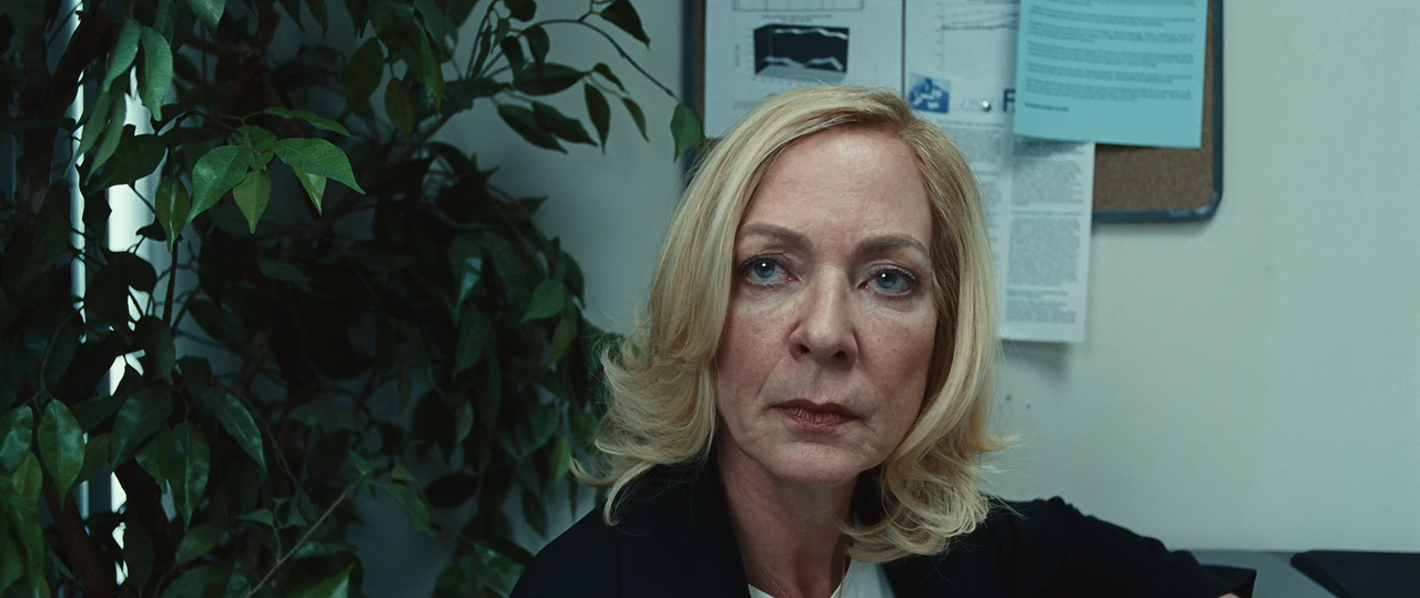 Bad Education [2019] 1080p 10bit AMZN WEB-DL DDP5.1 HEVC-Vyndros.mkv_snapshot_00.34.20_[2020.04.26_2