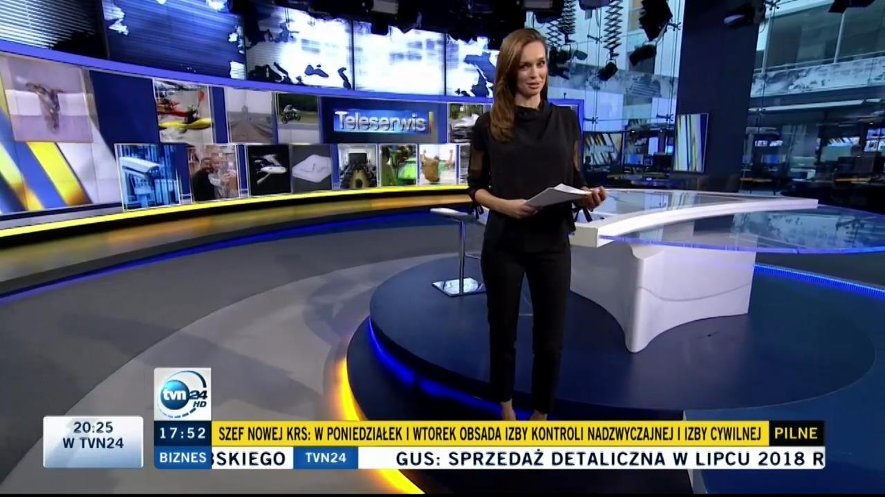 V0323_20180822_173638.mp4_snapshot_11.11_[2018.08.22_21.03.33]