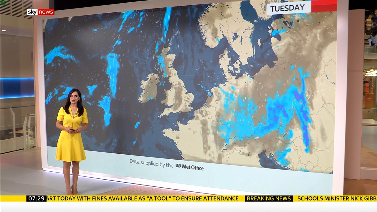 09.01 - 07.00.00 - Kay Burley At Breakfast. Joining Kay Burley live f....ts_snapshot_01.20.59.048