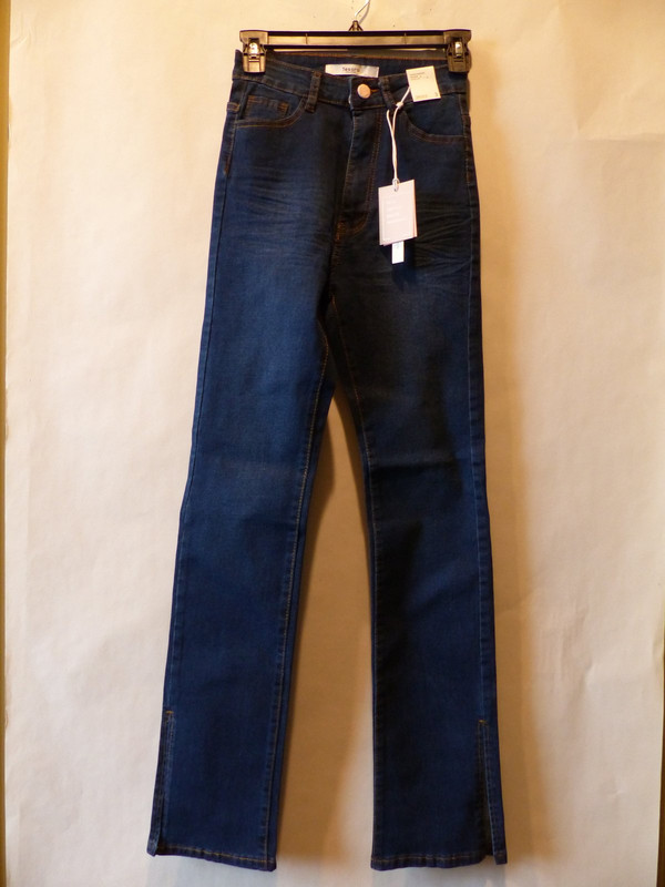 TESORO COLLECTION COMFORTABLE WOMENS DARK BLUE SKINNY JEANS SIZE 3