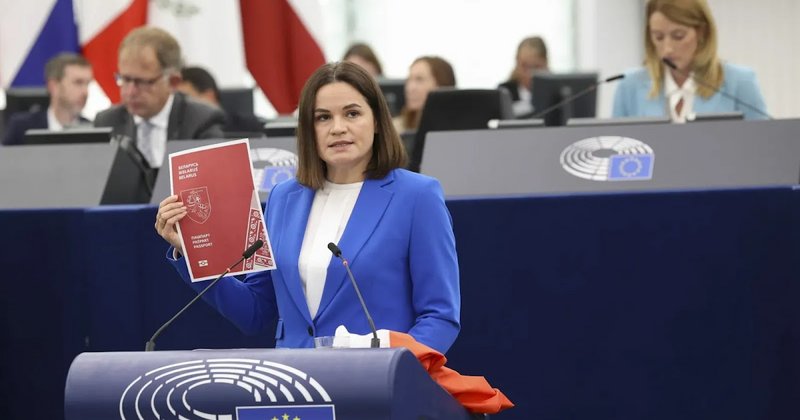 Du pasai su Vytimi. Tichanovskaja Europos Parlamente ir Niujorke