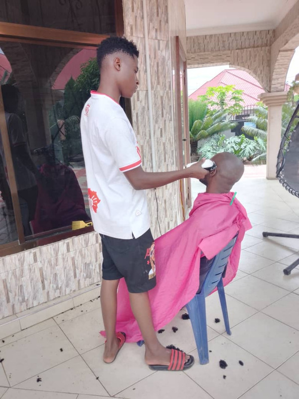 kazi za mikono sehemu ya tiba