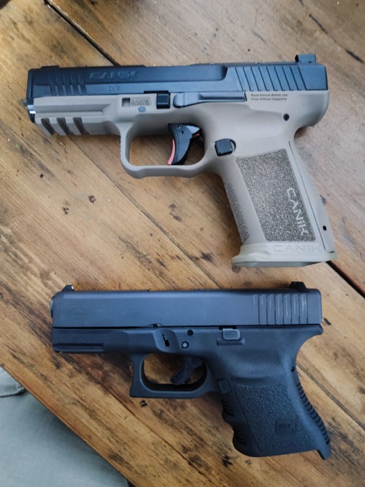 Turca y negra perfil 2