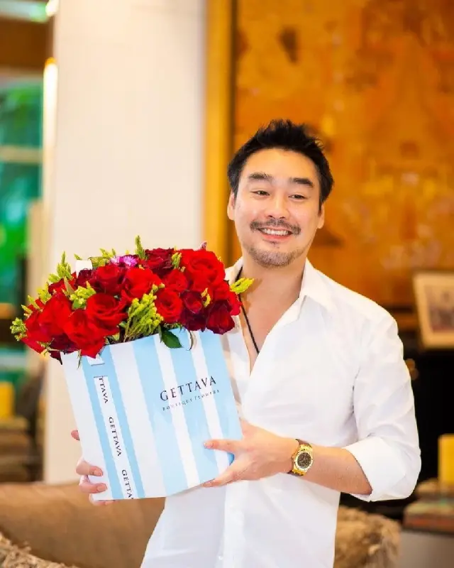 9-F9c-Y4-S3-Yn-QHVm4-ITJ9x