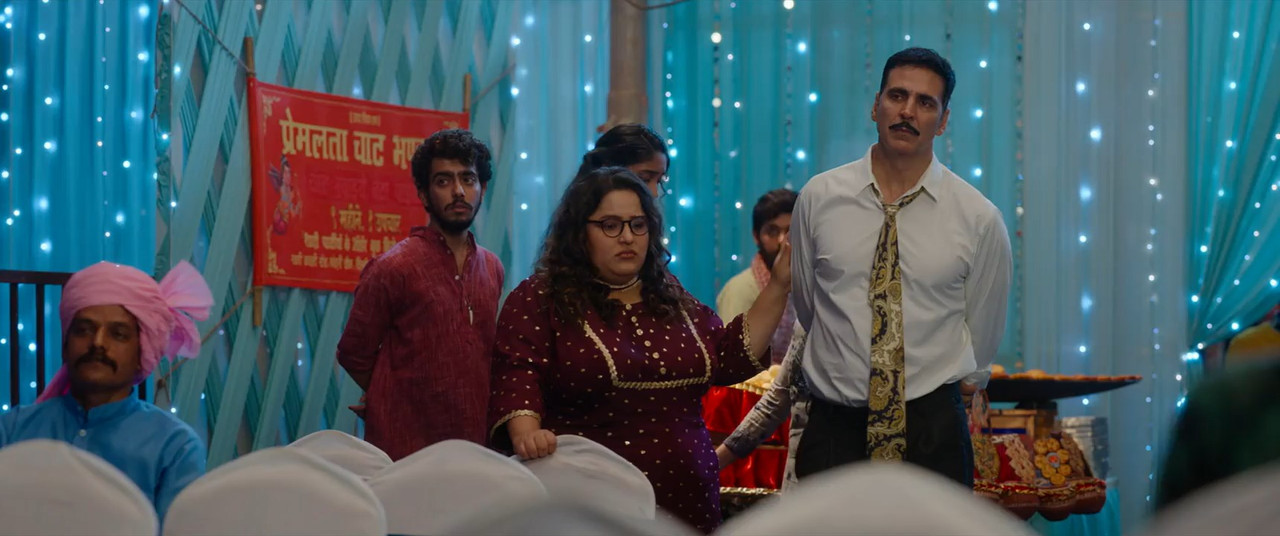 Raksha Bandhan 2022 WebRip [Hindi] 480p, 720p ESub Screenshot