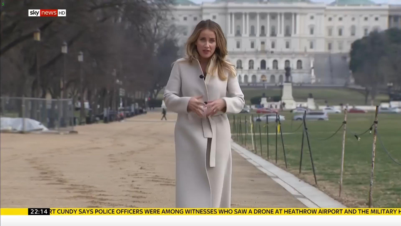 08 January - 22.00.00 - Sky News At 10. Anna Botting with the ma
