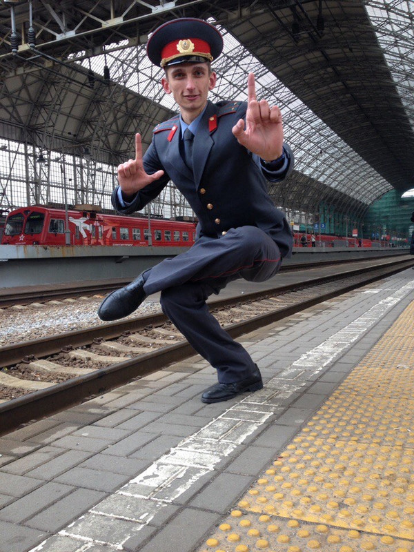 B03FBF80-A8C3-4A92-958D-D203D035E6CB