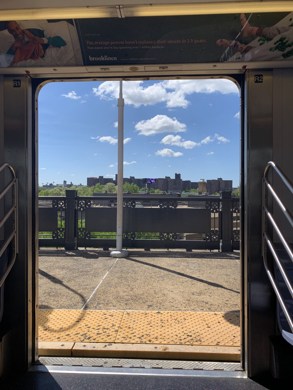 F5106E1C-B7EC-4429-953A-201233F61052