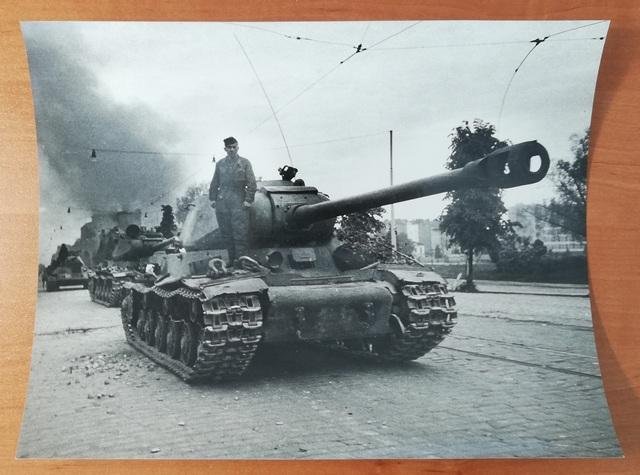 Выборг. Советские танки на Ленинградском проспекте, 1944 г.