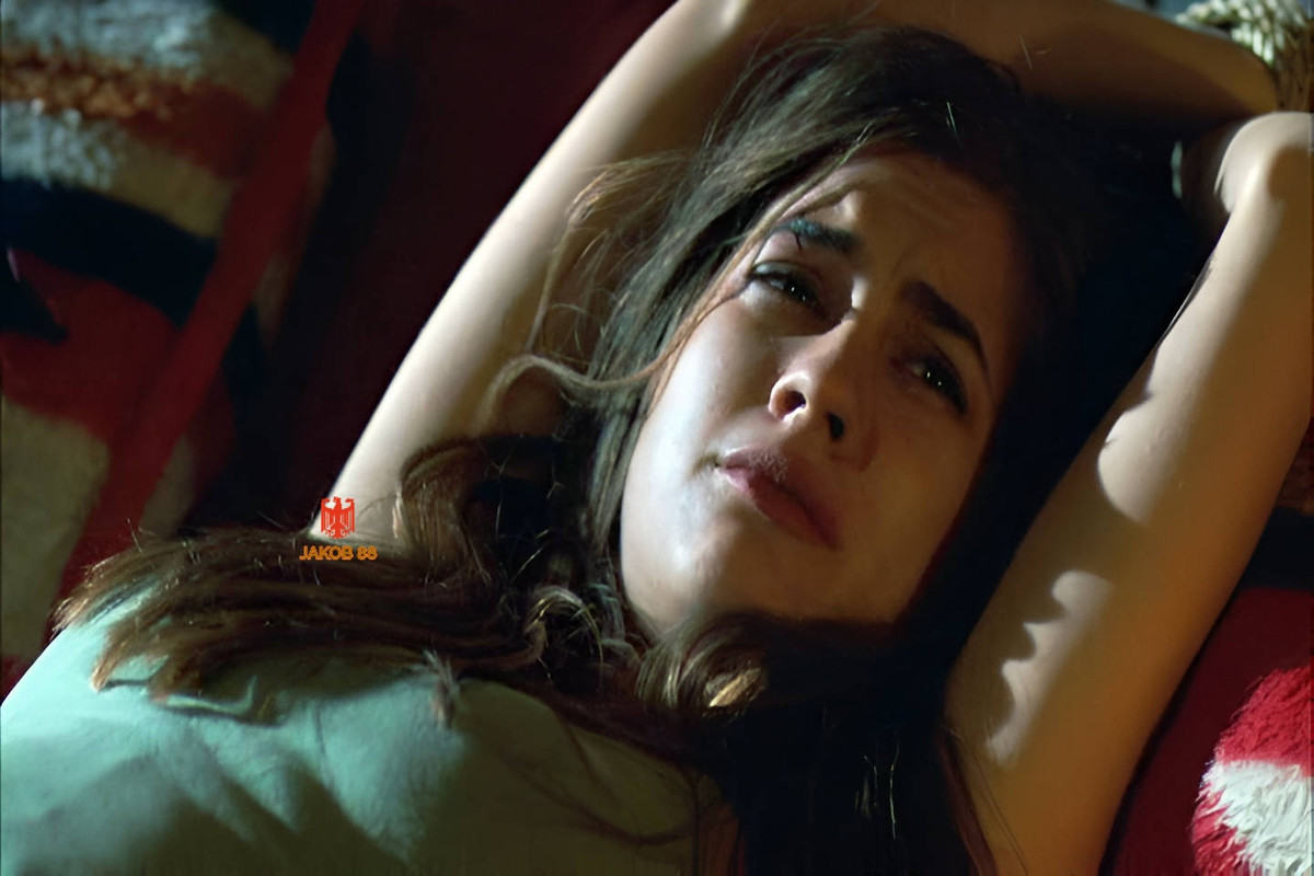 Katie Chonacas 10 - Triloquist 2008