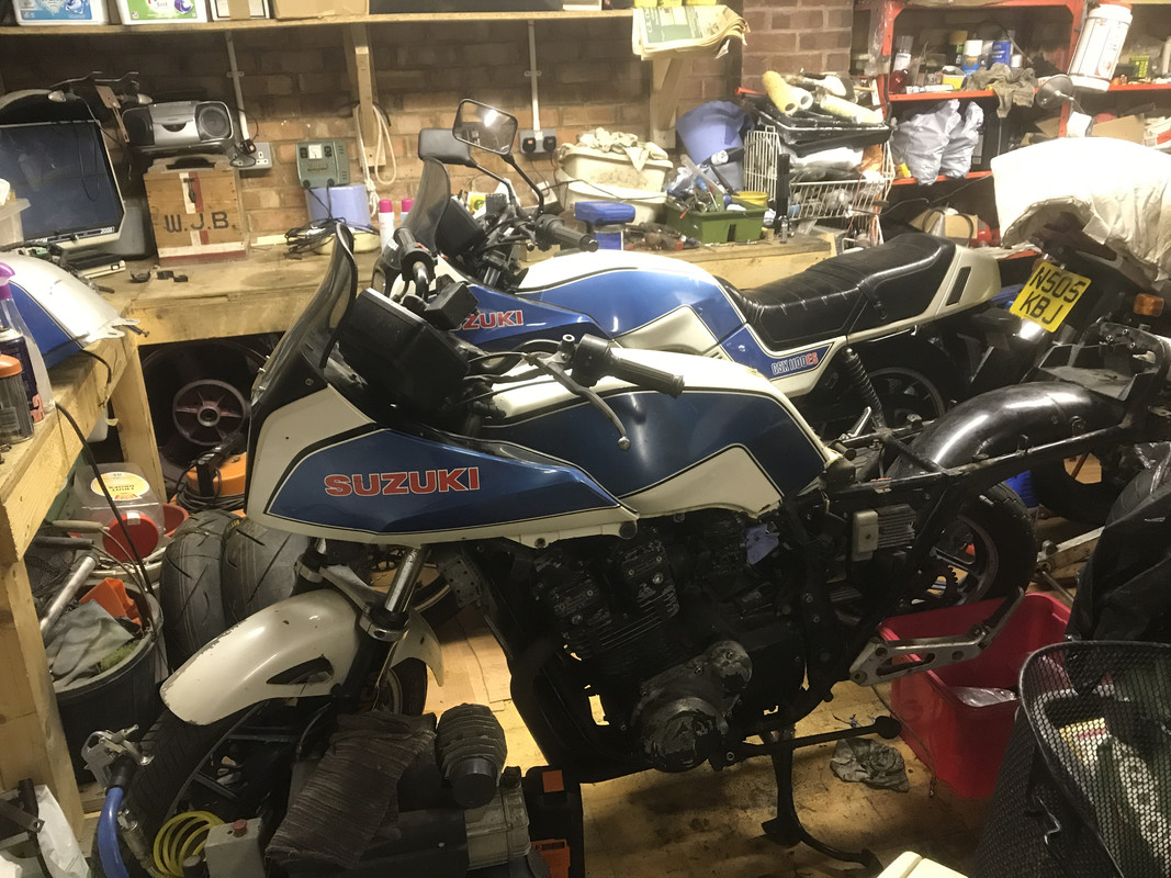 69715D23-AA1E-4D3C-AAE8-C68D405BF5A0