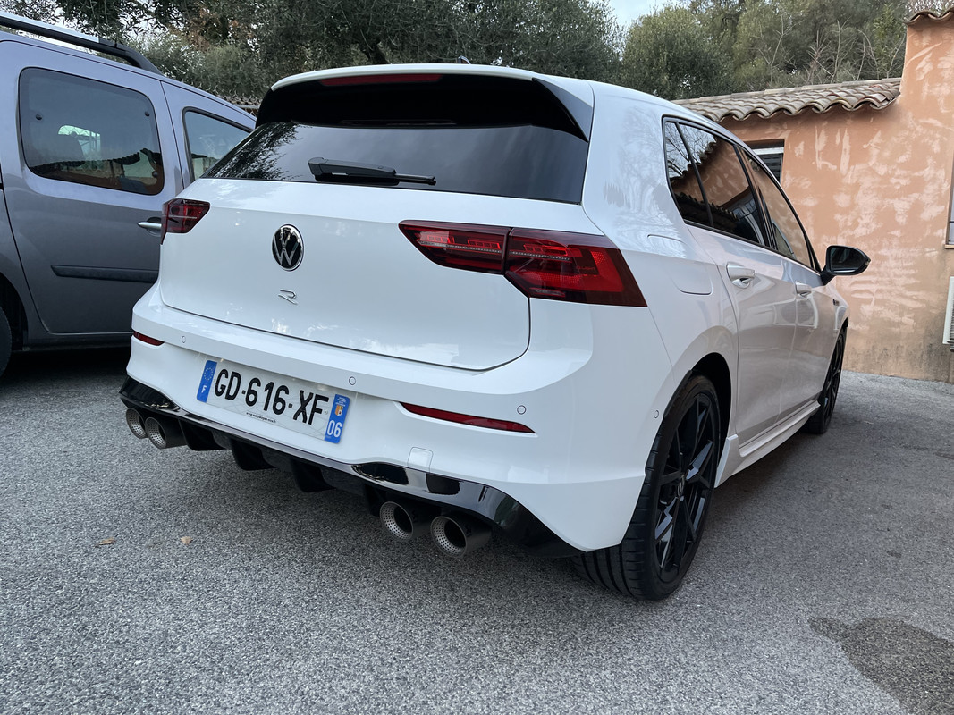 521A9BE8-0520-4E47-8FF7-EDAA50EB5A73