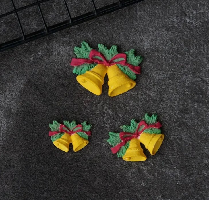Molde en silicona campanas navidad para prendedor y decoracion de tortas pastel