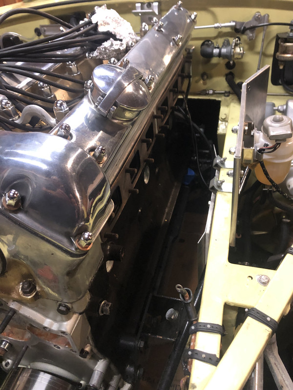 DE05F519-99D4-4C23-B66F-47382C21631A