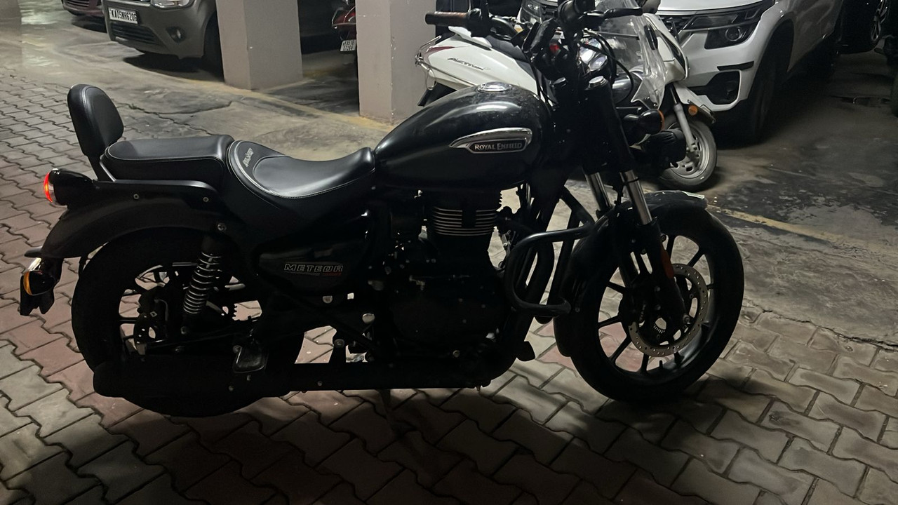 royal enfield meteor photo 2