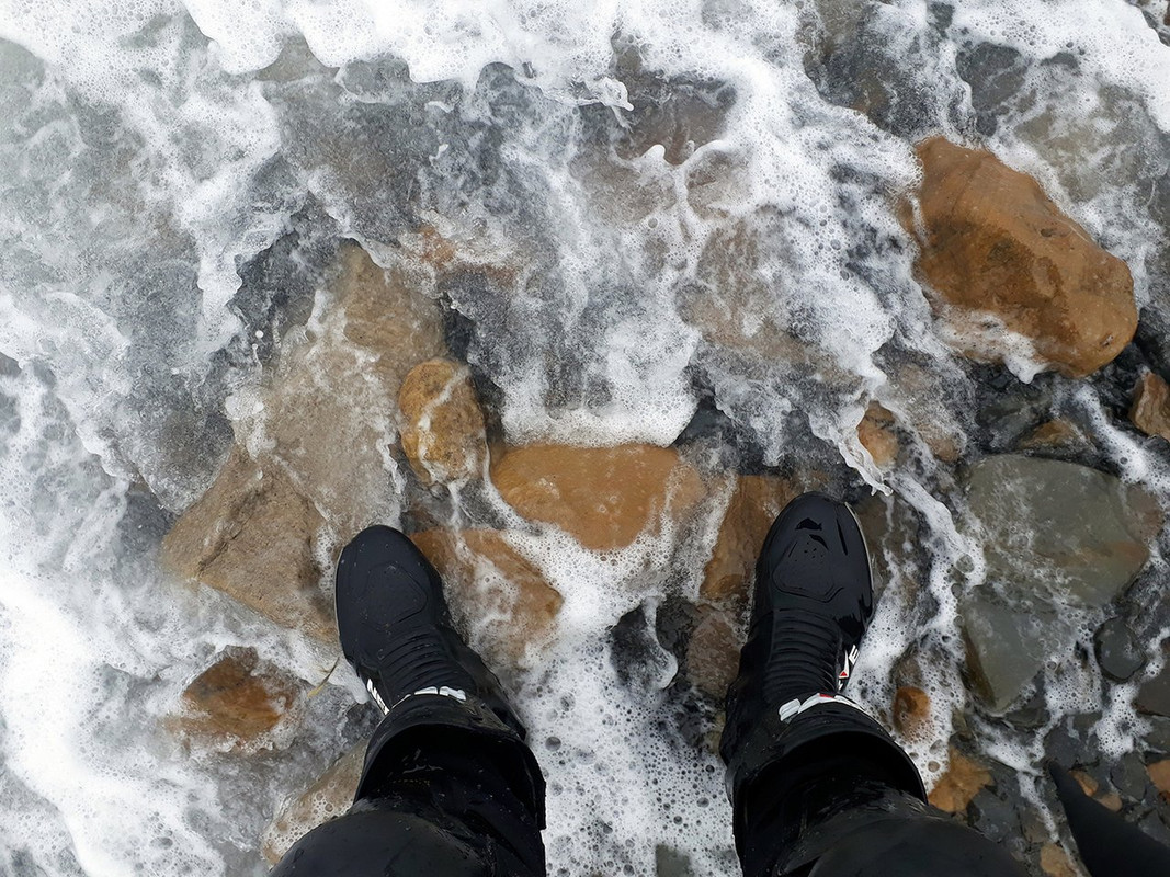 40. Сапоги и море