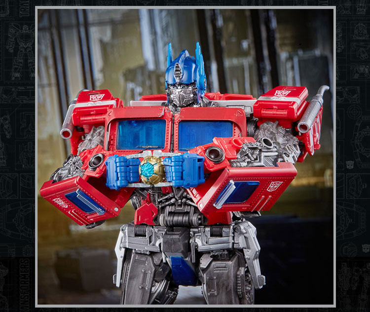 MPM-12-Optimus-Prime-13