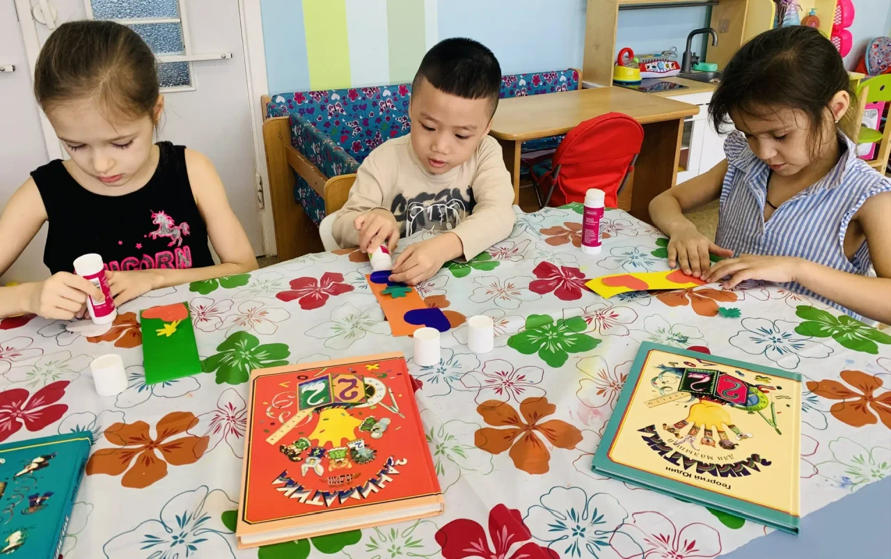 73a0a7ef 8c32 4d94 888d 4d3a0340396e