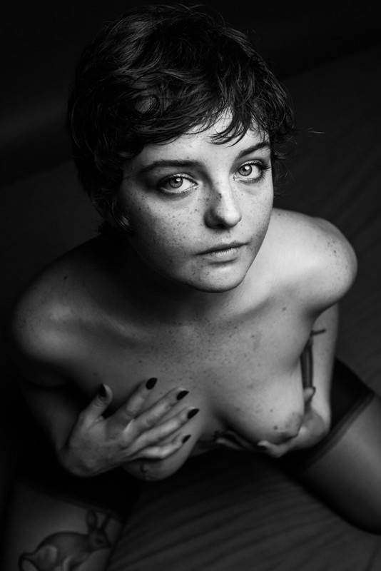 [Image: 016-97681261-Lilly-15.jpg]