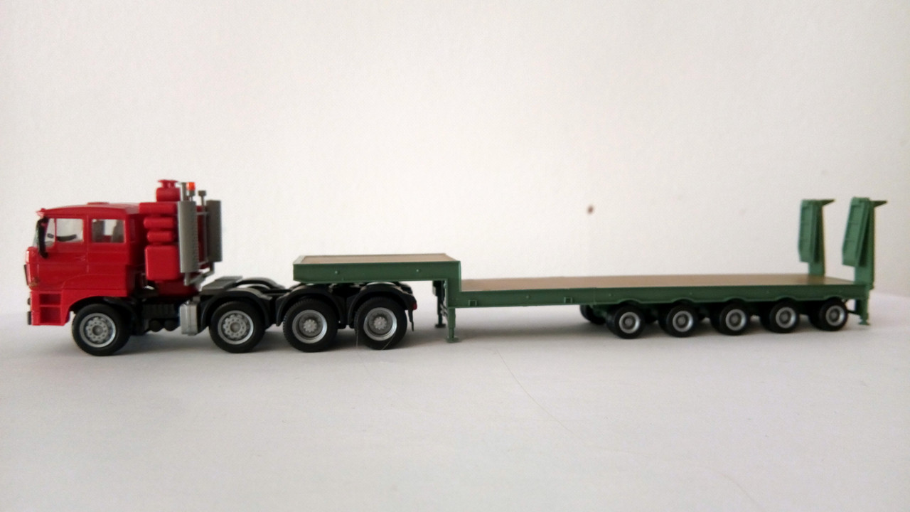 Mach (9045)