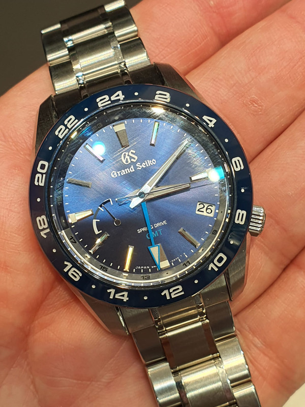 15BB1363-98E0-4A8E-9E13-3BB4A15F1358