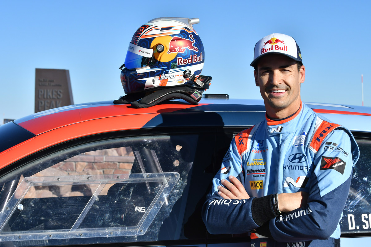 60201-HyundaiMotorsIONIQ5NSetsBenchmarkforCrossoverEVsatPikesPeakInternationalHillClimb