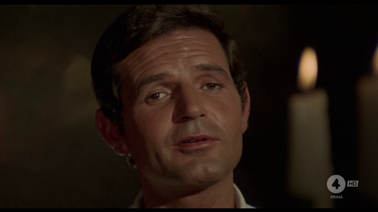 vlcsnap-2021-05-05-18h00m44s825