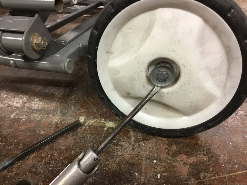 05DD6F47-EBEE-4165-9B66-E2414CA61B0A