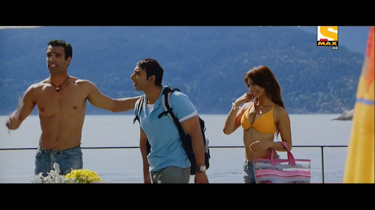 Tanisha Mukerji & Serinda Swan Hot Boob Show - Neal N Nikki.mp4_20210429_201742.209