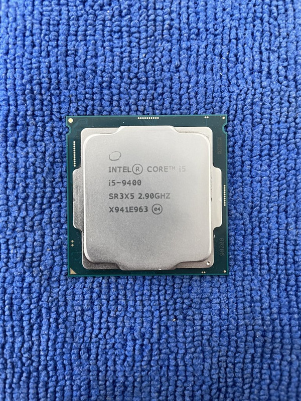 AAC4B596-6010-4D82-8AE7-B76CC6FAEF6F