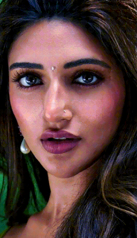 Sreeleela-1.gif