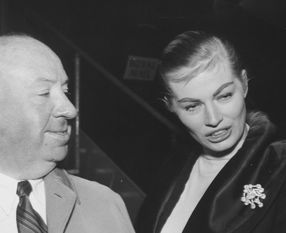 anita_ekberg_mc32