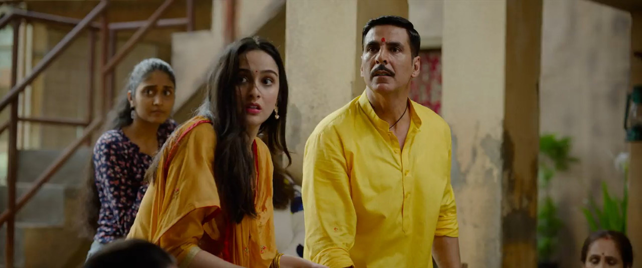 Raksha Bandhan 2022 WebRip [Hindi] 480p, 720p ESub Screenshot