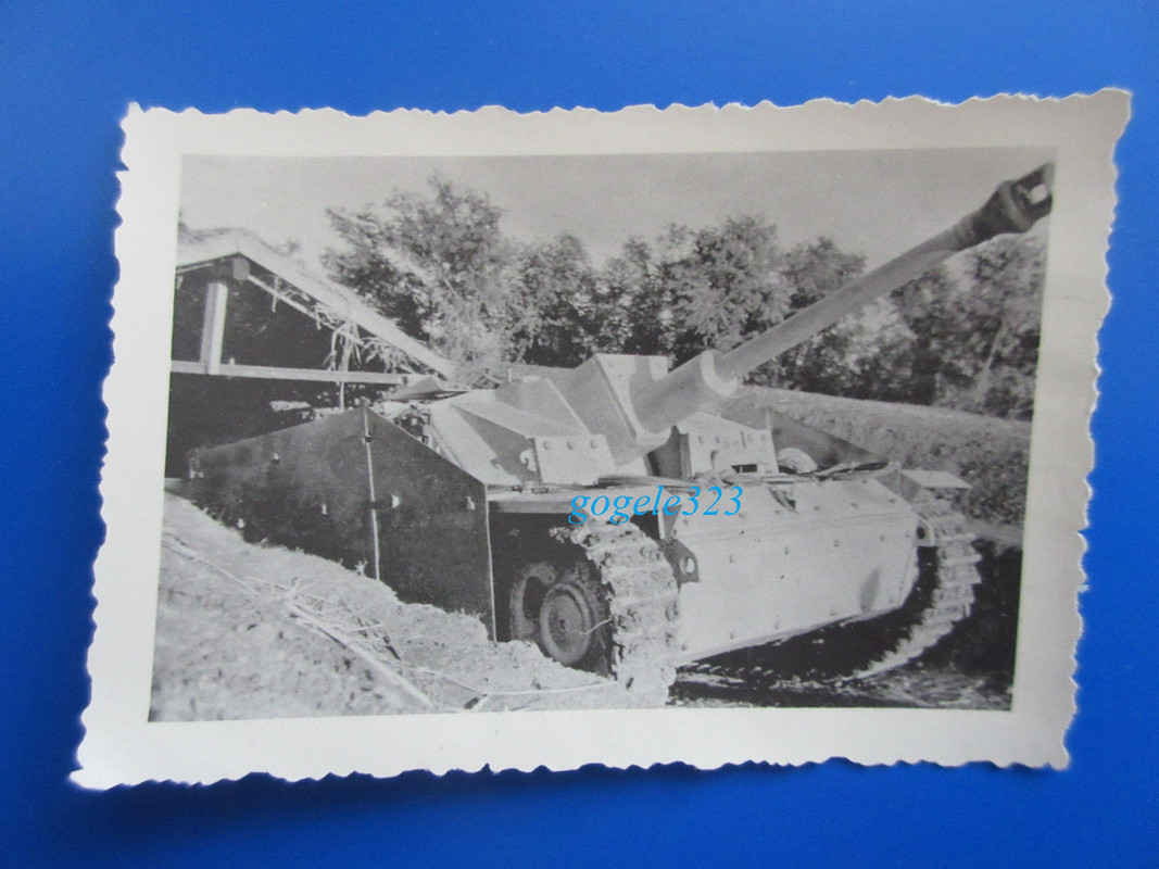 Sturmgeschütz verlässt Stellung, StuG, Panzer