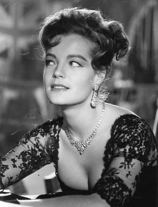 romy_schneider_jv79