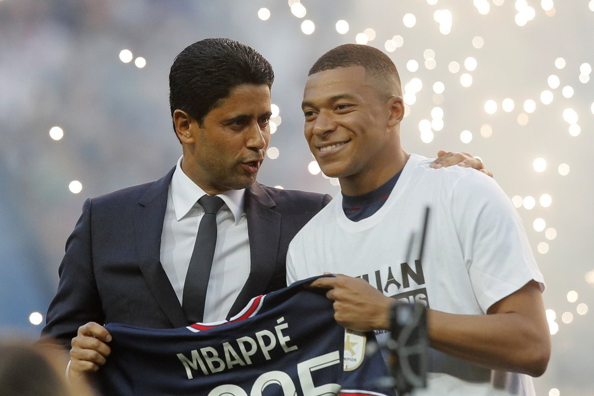 mbappe rimane nel psg fino al 2025